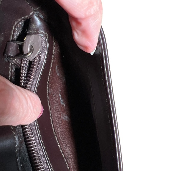 Gucci Tom Ford Dark Brown Shoulder Bag - Picture 8 of 13